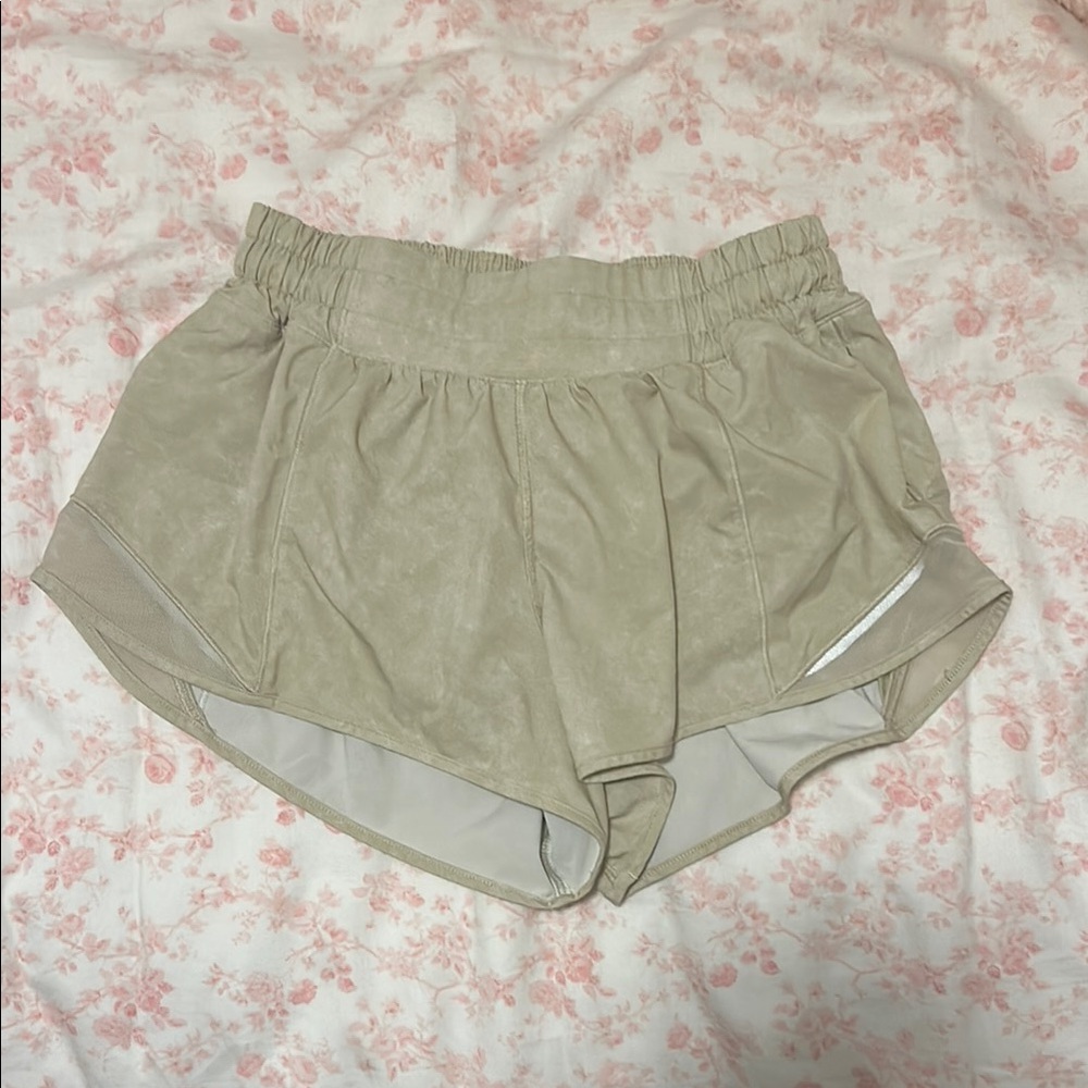 Lululemon Hotty Hot Shorts